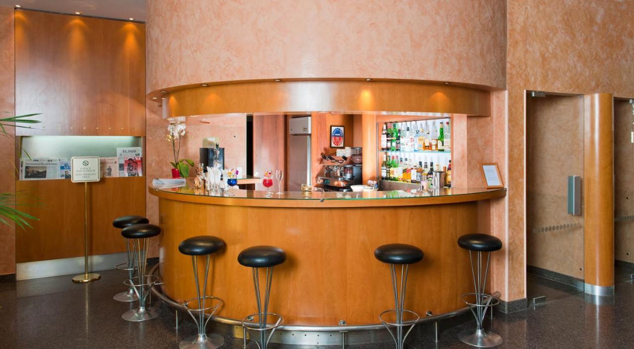 Hotel Opera Cadet París Restaurante foto